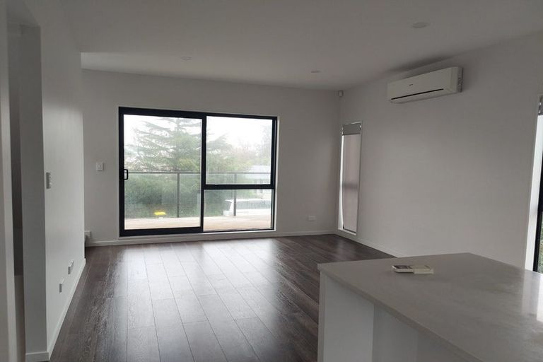 Photo of property in 2/16 William Roberts Road, Pakuranga, Auckland, 2010