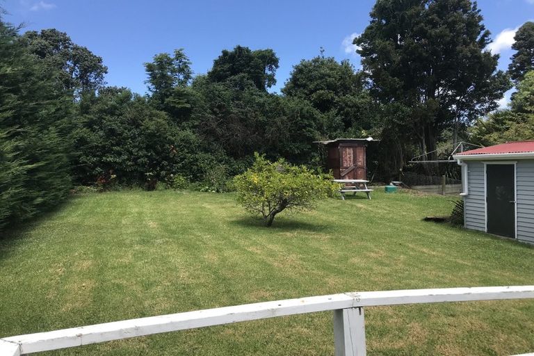 Photo of property in 14 Amberley Avenue, Te Atatu South, Auckland, 0610