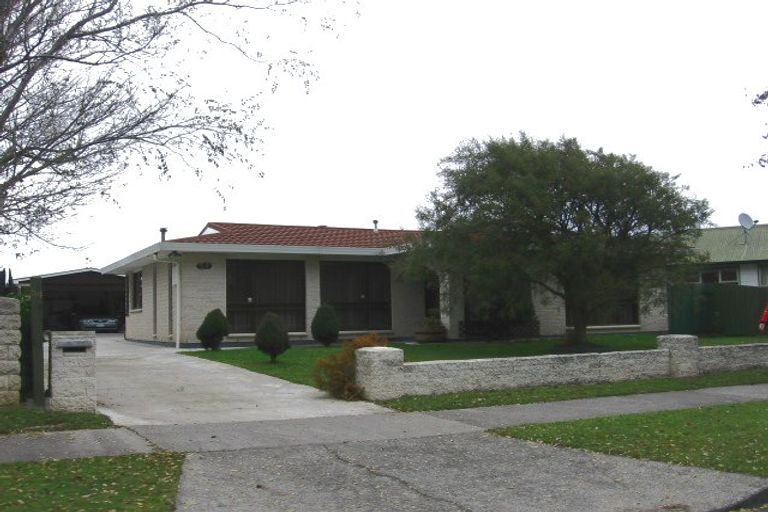 Photo of property in 54 Rhodes Drive, Kelvin Grove, Palmerston North, 4414