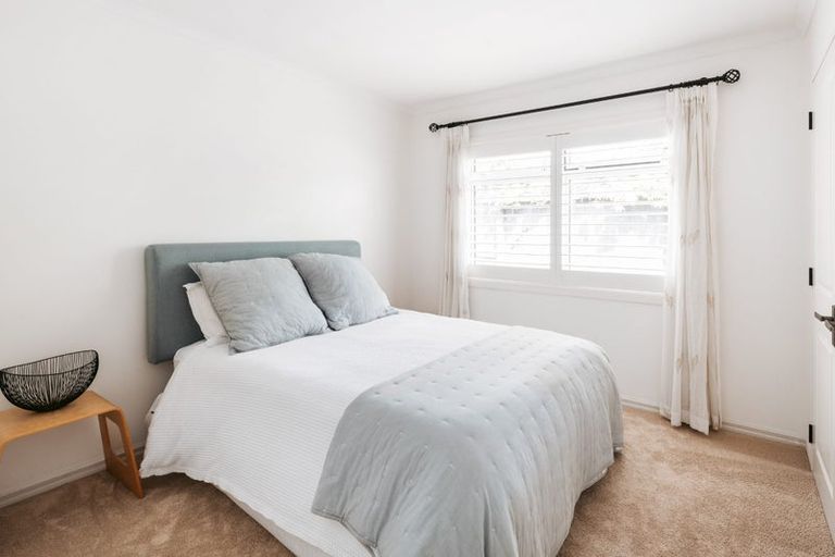 Photo of property in 5 Inglewood Place, Bethlehem, Tauranga, 3110