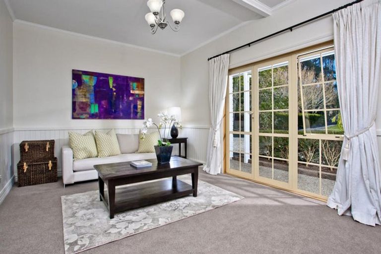 Photo of property in 12a Croft Lane, Riverhead, Albany, 0793