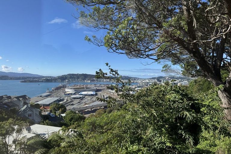 Photo of property in 51f2 Barnard Street, Wadestown, Wellington, 6012