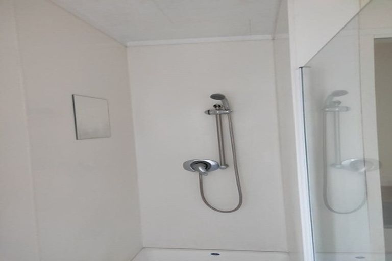 Photo of property in 22 Oratu Place, Manurewa, Auckland, 2102