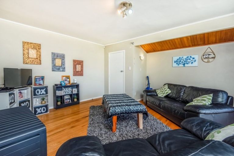 Photo of property in 39a Harrington Road, Henderson, Auckland, 0610