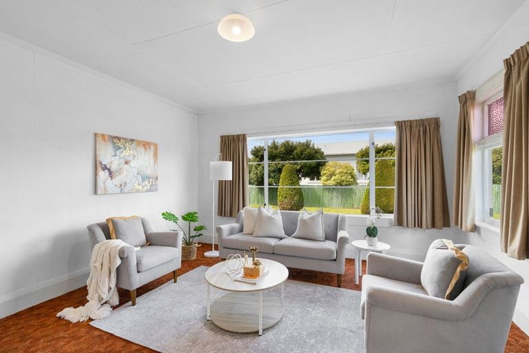 Photo of property in 30 Victoria Street, Levin, 5510