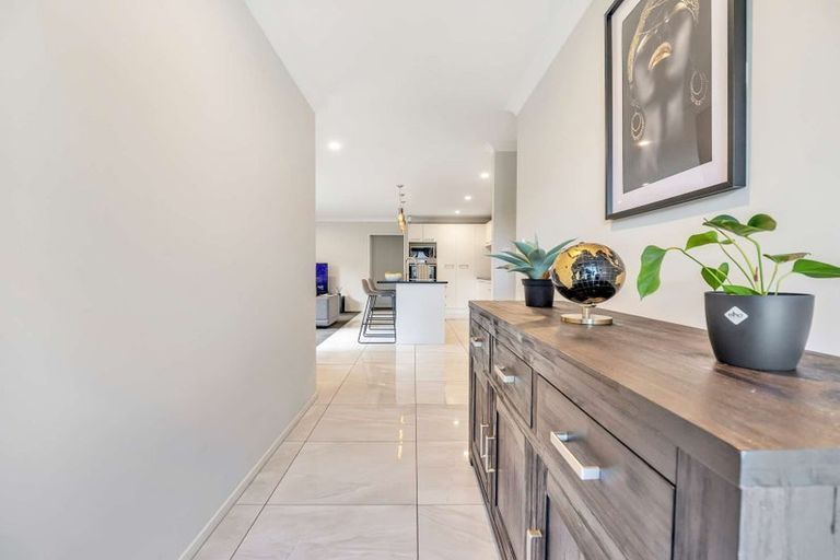 Photo of property in 48 Moira Drive, Tuakau, 2121