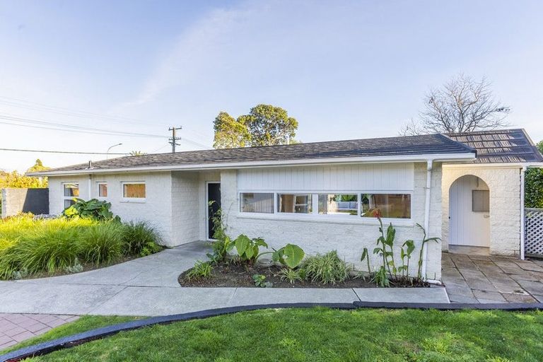 Photo of property in 301 Te Moana Road, Waikanae, 5036