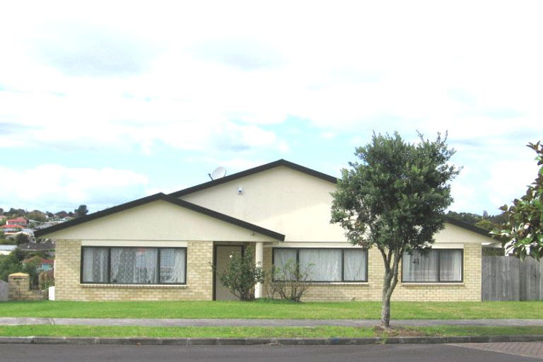 Photo of property in 5 Jubaea Place, Henderson, Auckland, 0610