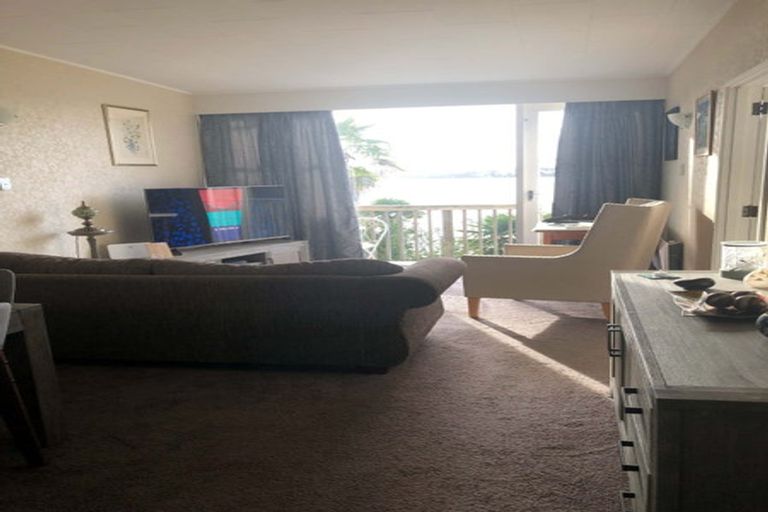 Photo of property in 2 The Promenade, Takapuna, Auckland, 0622
