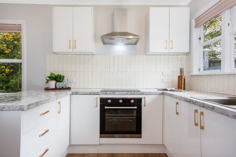 Photo of property in 5 Gawler Grove, Wainuiomata, Lower Hutt, 5014