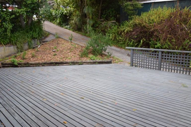 Photo of property in 3 Hilling Street, Titirangi, Auckland, 0604
