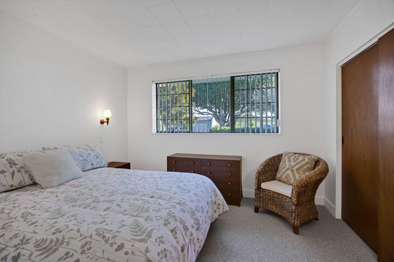 Photo of property in 1/5 Selwyn Street, Lower Vogeltown, New Plymouth, 4310