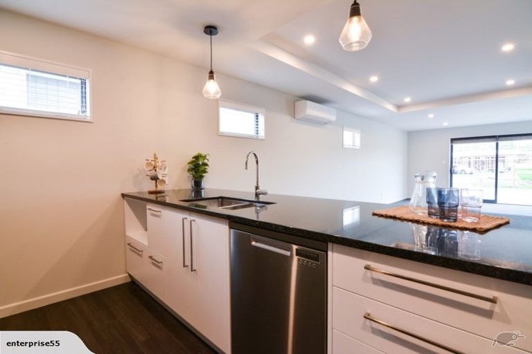 Photo of property in 6 Ardnave Lane, Broomfield, Christchurch, 8042