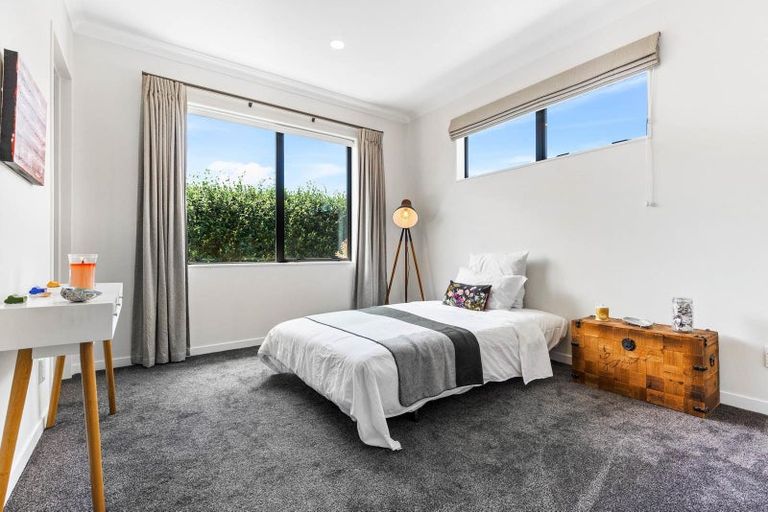 Photo of property in 45 Pohutukawa Parade, Riverhead, 0820