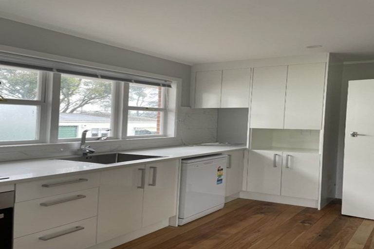 Photo of property in 41 Park Road, Glenfield, Auckland, 0629