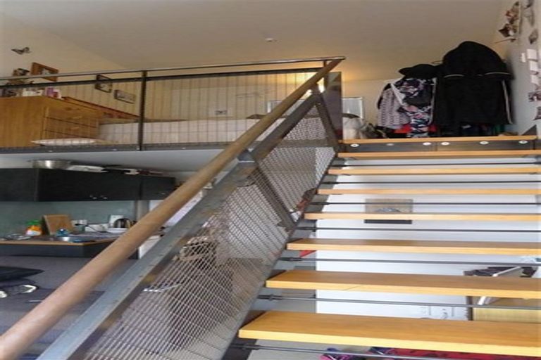 Photo of property in Urbane Apartments, 33/29 Webb Street, Mount Cook, Wellington, 6011