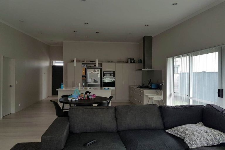 Photo of property in 67 Costa Viva Crescent, Karaka, Papakura, 2113