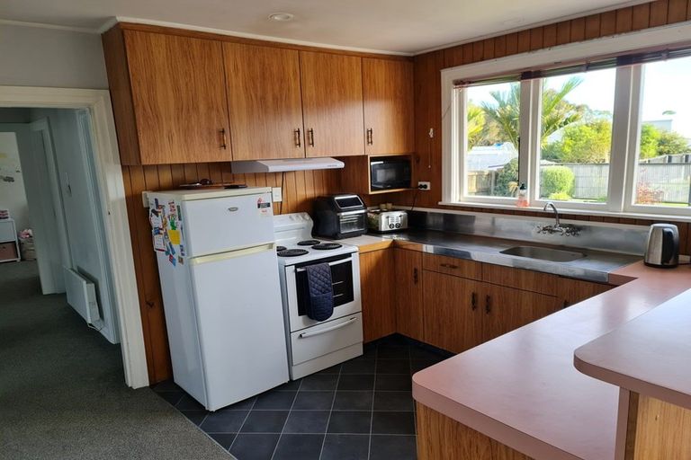 Photo of property in 4 Eastons Road, Westport, 7825