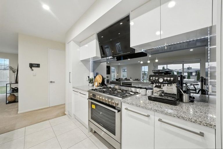 Photo of property in 85 Tiritiri Moana Drive, Pegasus, 7612