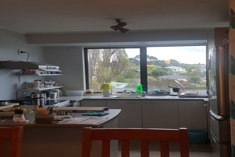 Photo of property in 42 Maywood Crescent, Glen Eden, Auckland, 0602