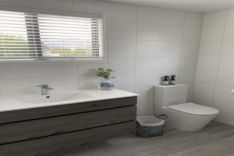Photo of property in 8 Bradbourne Way, Lower Shotover, Queenstown, 9371
