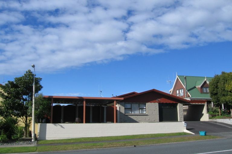 Photo of property in 33 Lachlan Drive, Dinsdale, Hamilton, 3204