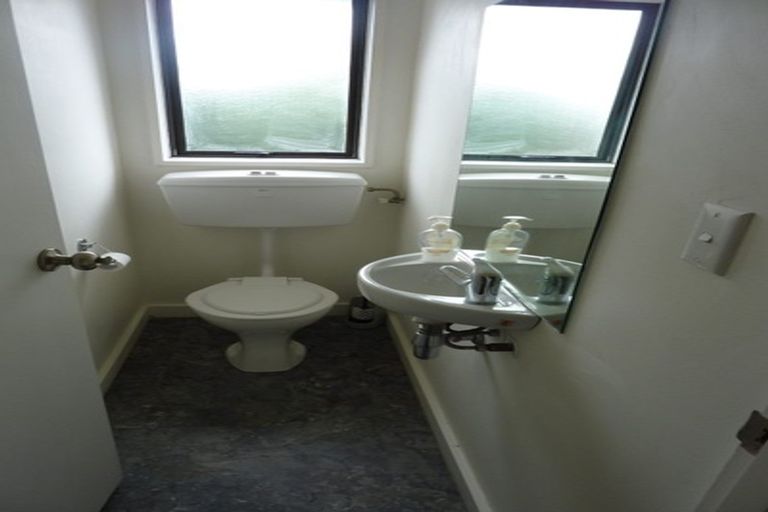 Photo of property in 71f Mandeville Street, Riccarton, Christchurch, 8011