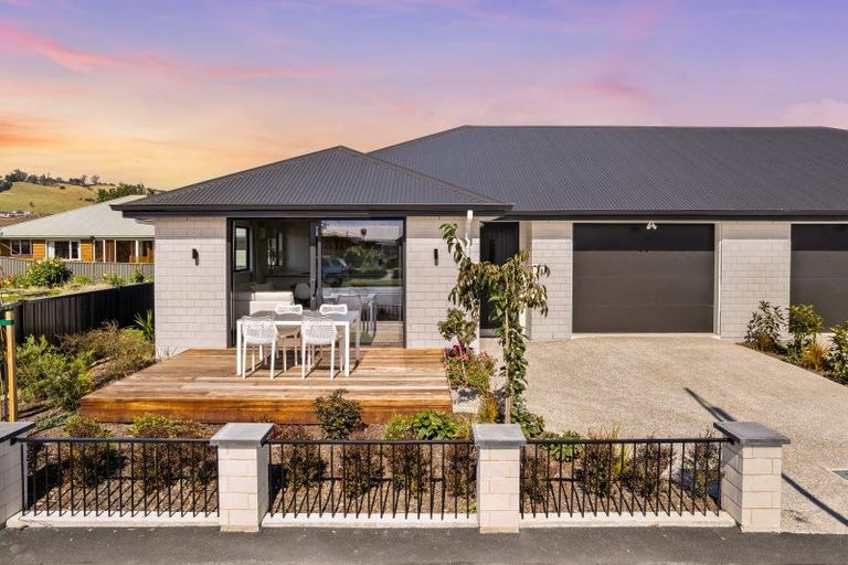 Photo of property in 2a Park Street, Mosgiel, 9024