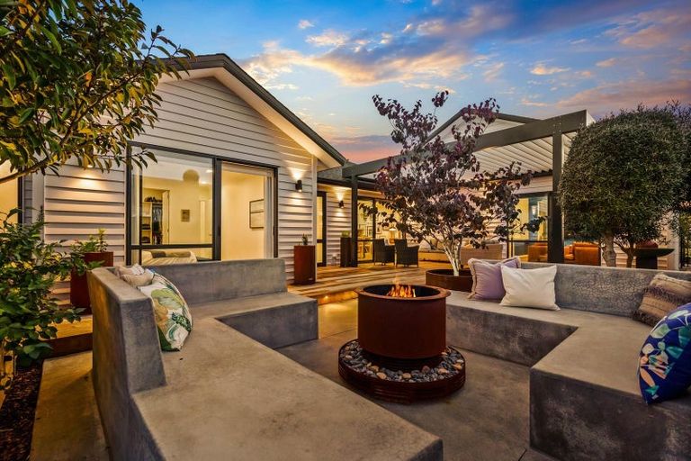 Photo of property in 45 Pohutukawa Parade, Riverhead, 0820
