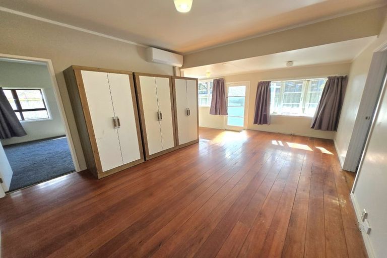 Photo of property in 40 Evans Road, Weymouth, Auckland, 2103