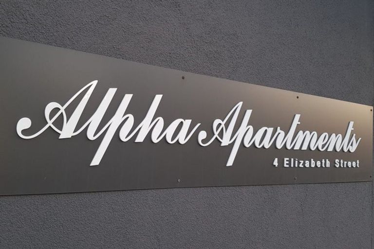 Photo of property in Alpha Apartments, 503/4u Elizabeth Street, Mount Victoria, Wellington, 6011