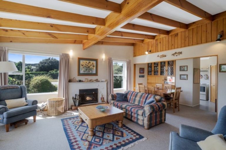 Photo of property in 1 Eely Point Road, Wanaka, 9305