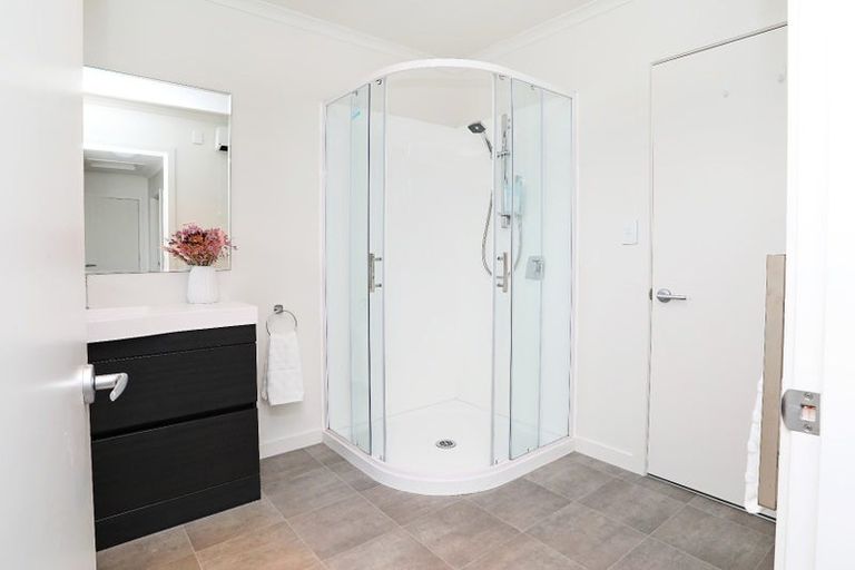 Photo of property in 12 Queen Street, Winton, 9720