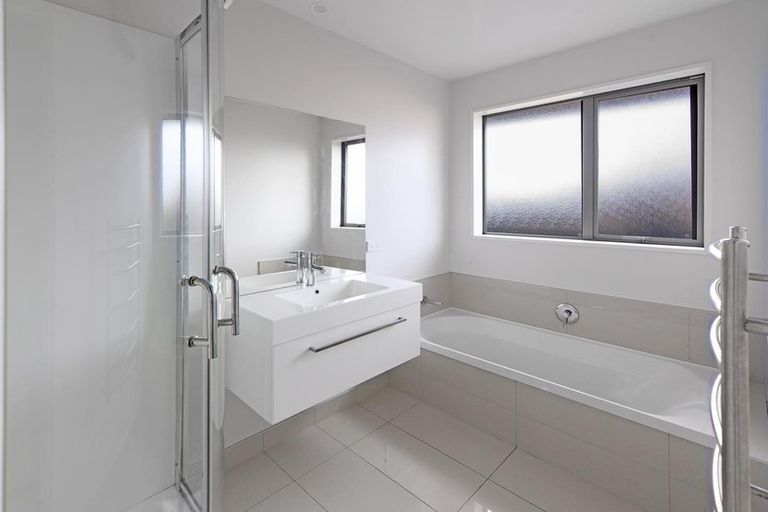 Photo of property in 52 Newman Road, Rolleston, 7614