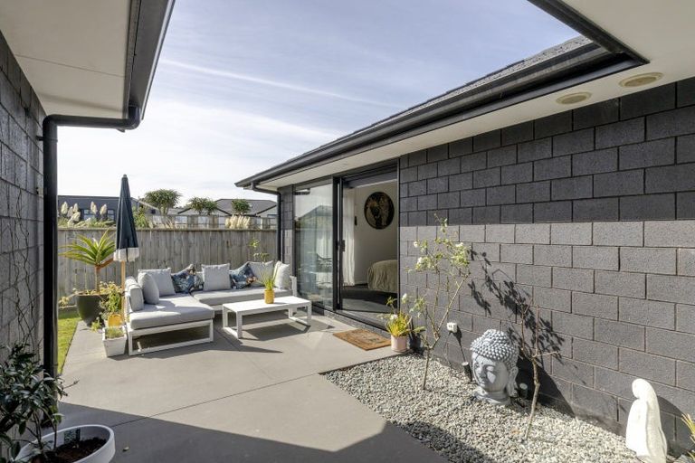 Photo of property in 44 Coby Sydney Drive, Bell Block, New Plymouth, 4312