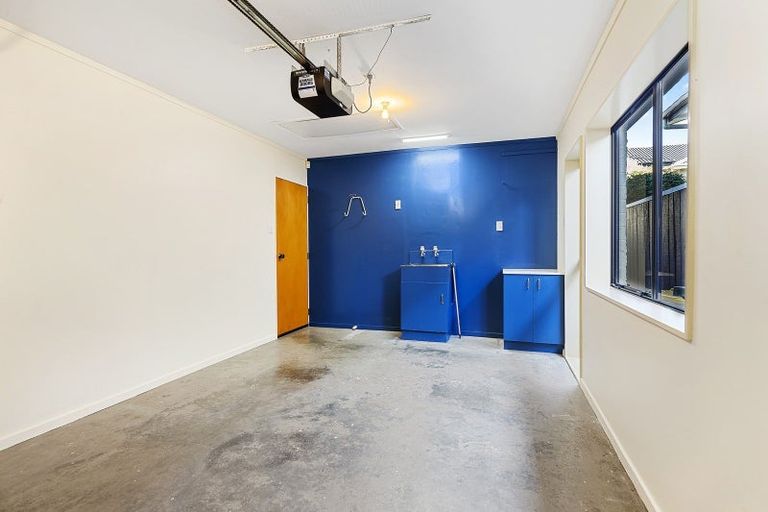 Photo of property in 21 Cecil Road, Tawa, Wellington, 5028