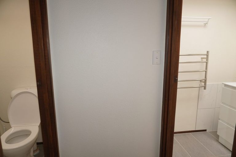 Photo of property in 6 Northwick Place, Hillcrest, Auckland, 0627