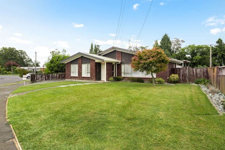 Photo of property in 20 Anthony Crescent, Bader, Hamilton, 3206