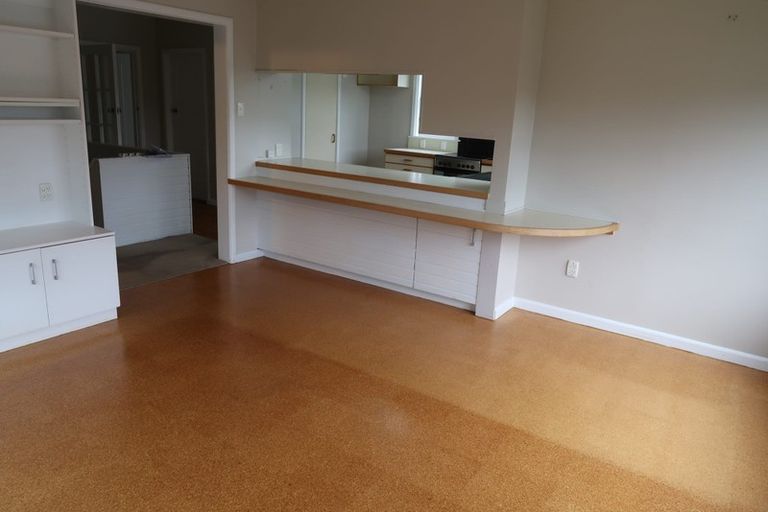 Photo of property in 10 Lucknow Terrace, Khandallah, Wellington, 6035