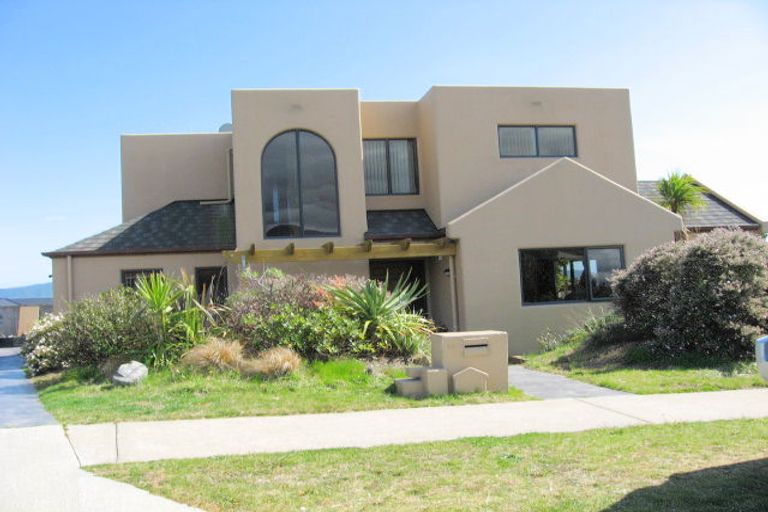 Photo of property in 14 Millennium Hill, Paraparaumu, 5032