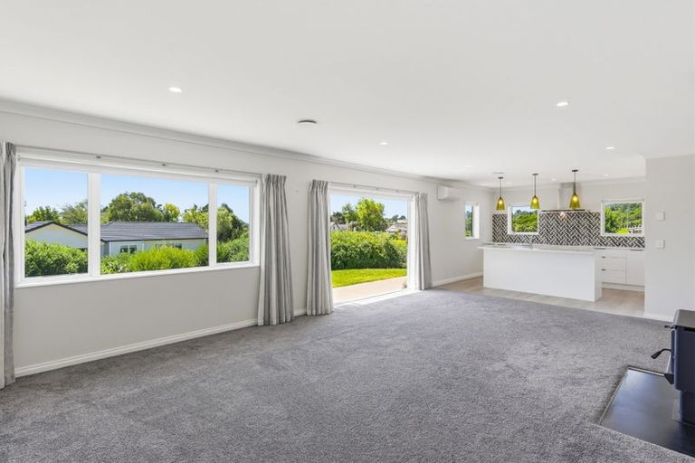 Photo of property in 1 Te Naihi Place, Paraparaumu, 5032