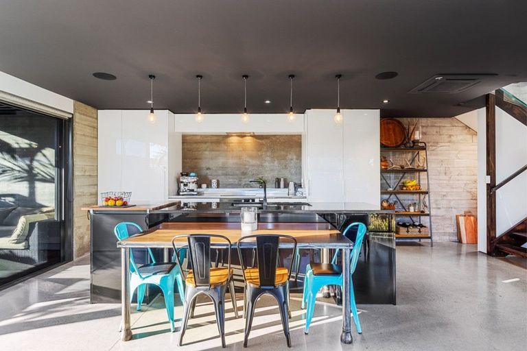 Photo of property in 1 Wells Avenue, Mount Maunganui, 3116
