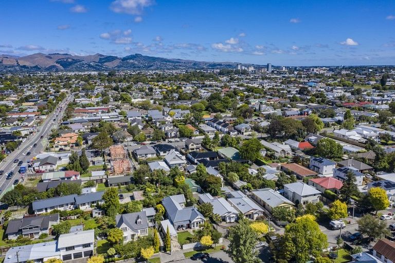 Photo of property in 32 Hendon Street, Edgeware, Christchurch, 8013