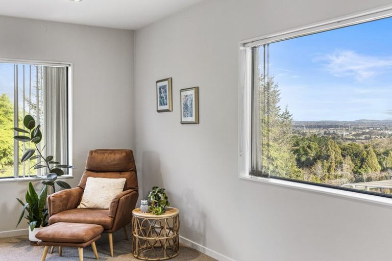 Photo of property in 31 Aldon Lane, The Gardens, Auckland, 2105