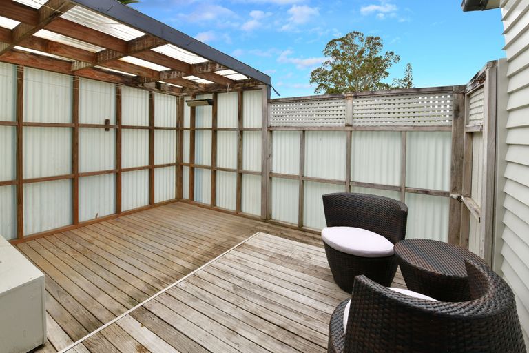 Photo of property in 57 Hatton Road, Orewa, 0931