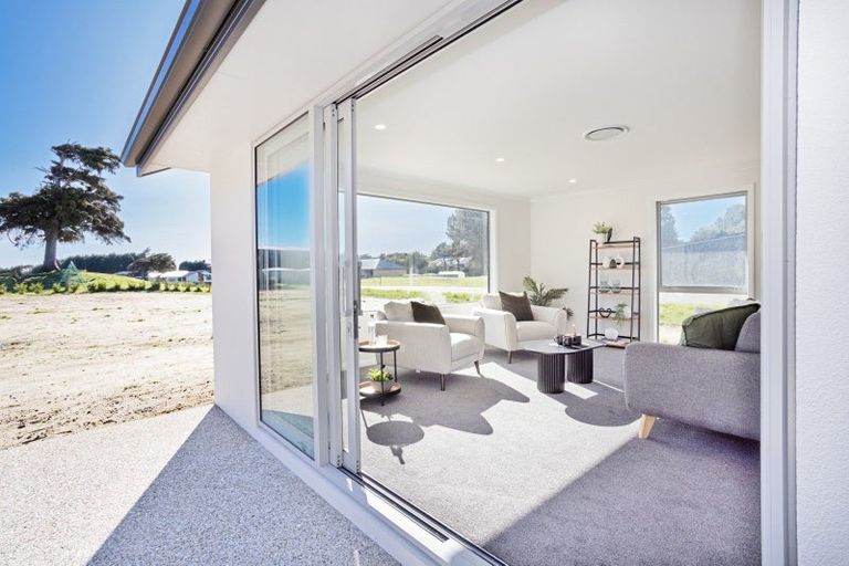 Photo of property in 92 Blairlogie Close, Otatara, 9879