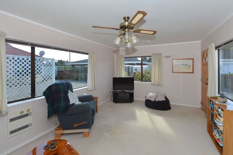 Photo of property in 9 Lilian Street, Te Kamo, Kamo, 0112