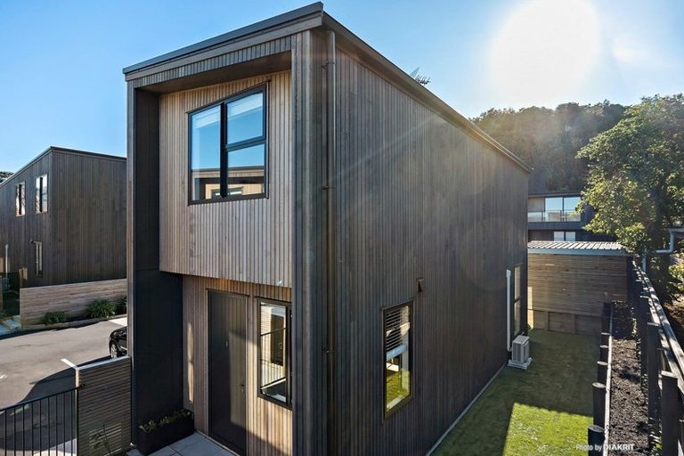 Photo of property in 20u6 Trent Street, Island Bay, Wellington, 6023