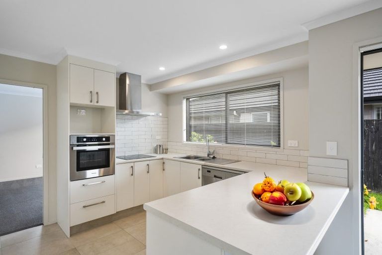 Photo of property in 25 Fearnley Grove, Pyes Pa, Tauranga, 3112