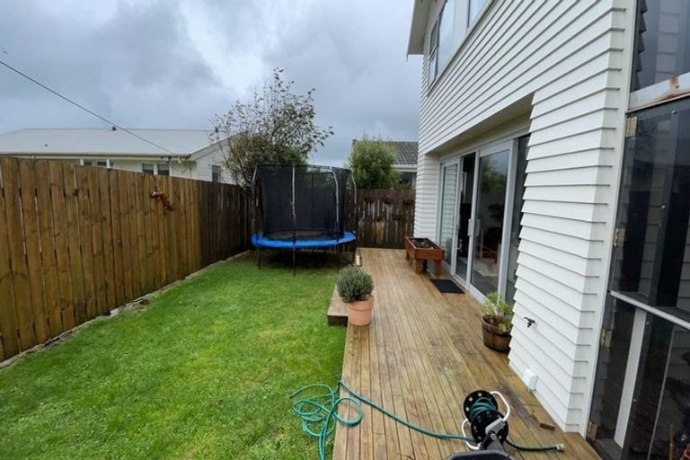 Photo of property in 58a Te Pene Avenue, Titahi Bay, Porirua, 5022